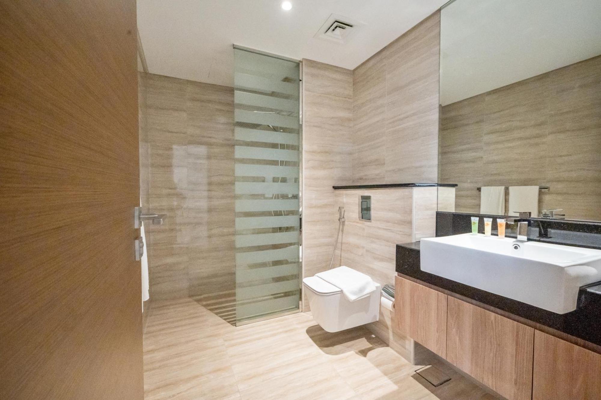 Bright & Beautiful 1-br Missoni Urban Oasis Apartment Dubai